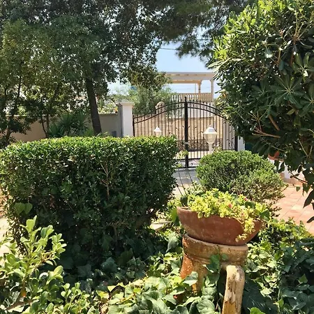Pensjonat Erpi Vacanze Di Palmate' Cinzia 3*